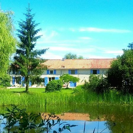 Chambres D'Hotes Entre Niort Et Marais Poitevin Bessines Luaran gambar