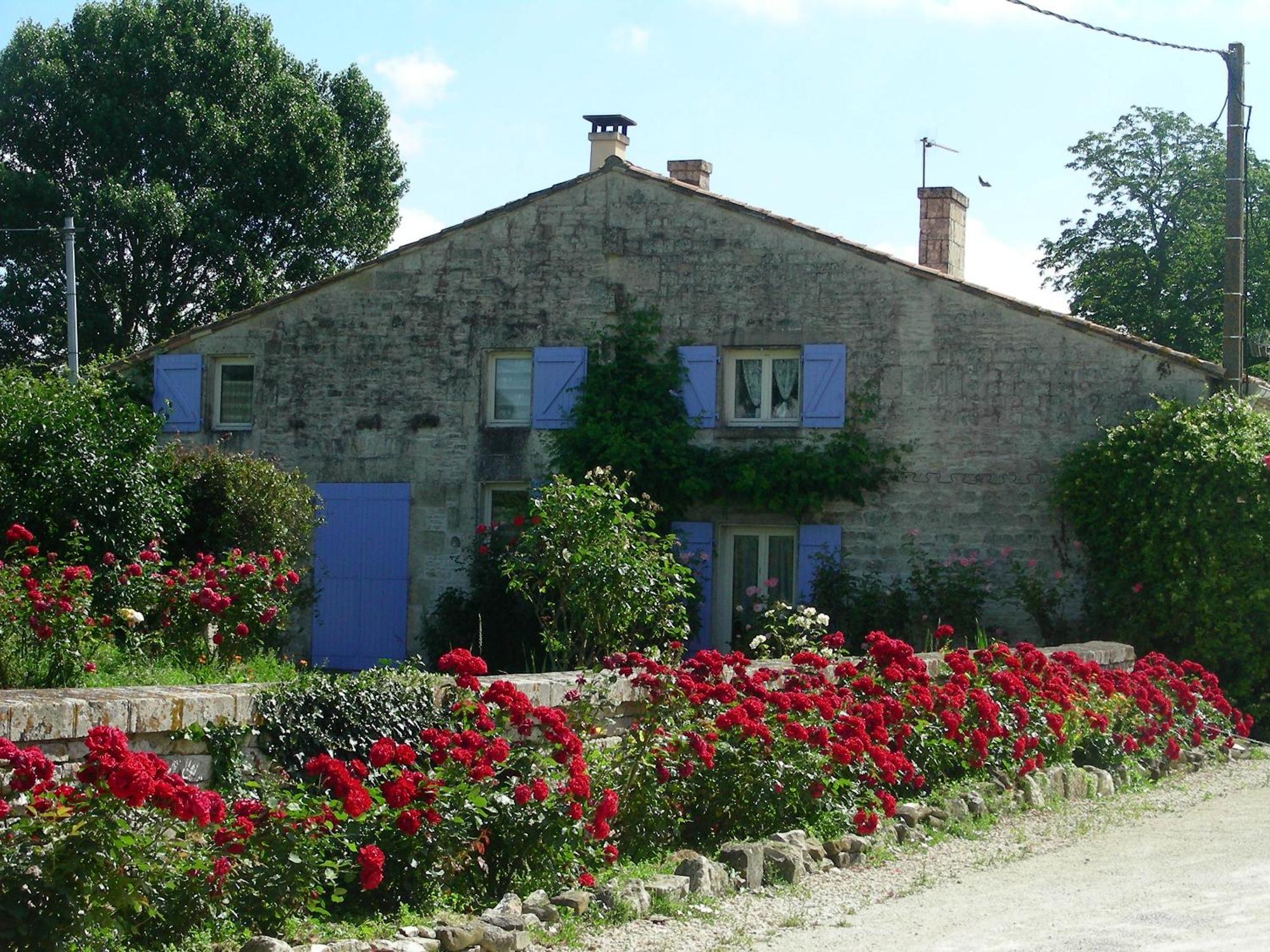 Chambres D'Hotes Entre Niort Et Marais Poitevin Bessines Luaran gambar