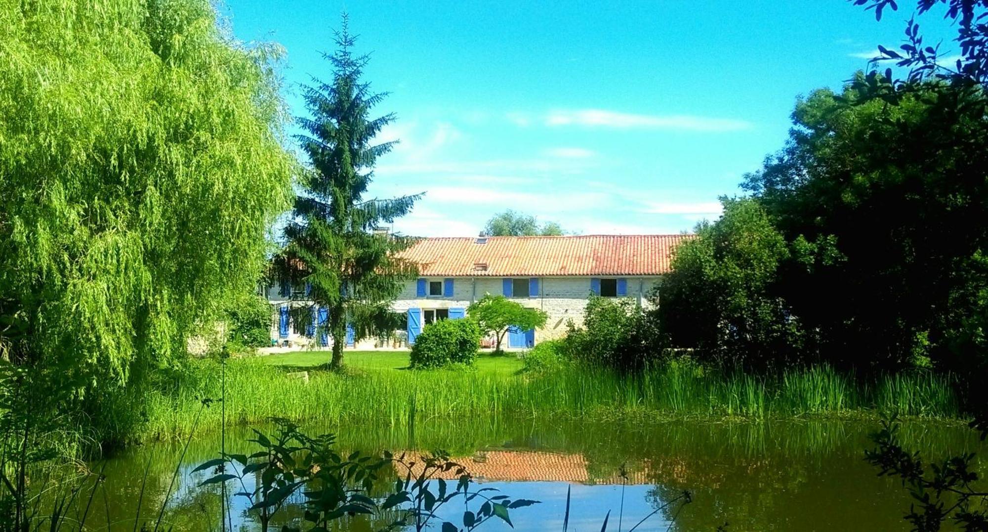 Chambres D'Hotes Entre Niort Et Marais Poitevin Bessines Luaran gambar